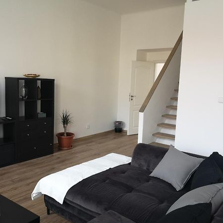 Fine Apartment In Centrum Of Slany With Aircondition Exterior foto
